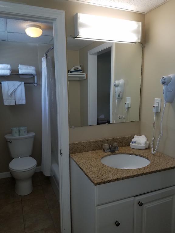 Standard Room 4 Entire Park Passes or each of